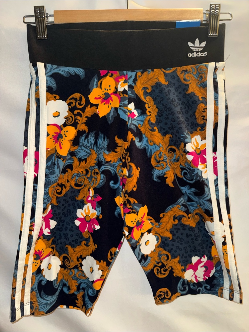 Adidas Women’s Floral Print Biker Shorts- Navy/Multi. SZ S